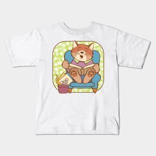 Cat and Mouse Read a Funny Book Kids T-Shirt